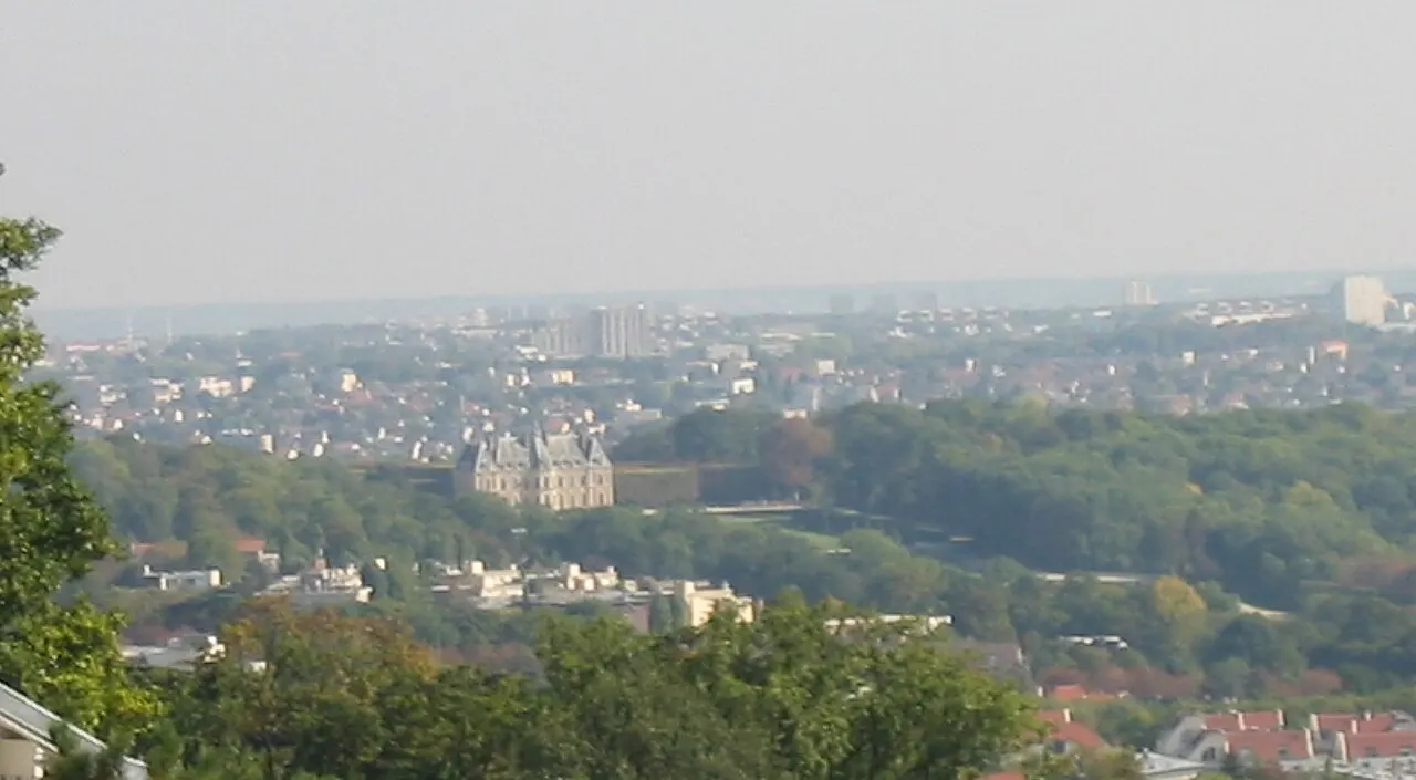 Communauté d'agglomération des hauts-de-Bièvre : aperçu de Sceaux depuis les hauteurs de Robinson. Je suis l'auteur du cliché pris à…