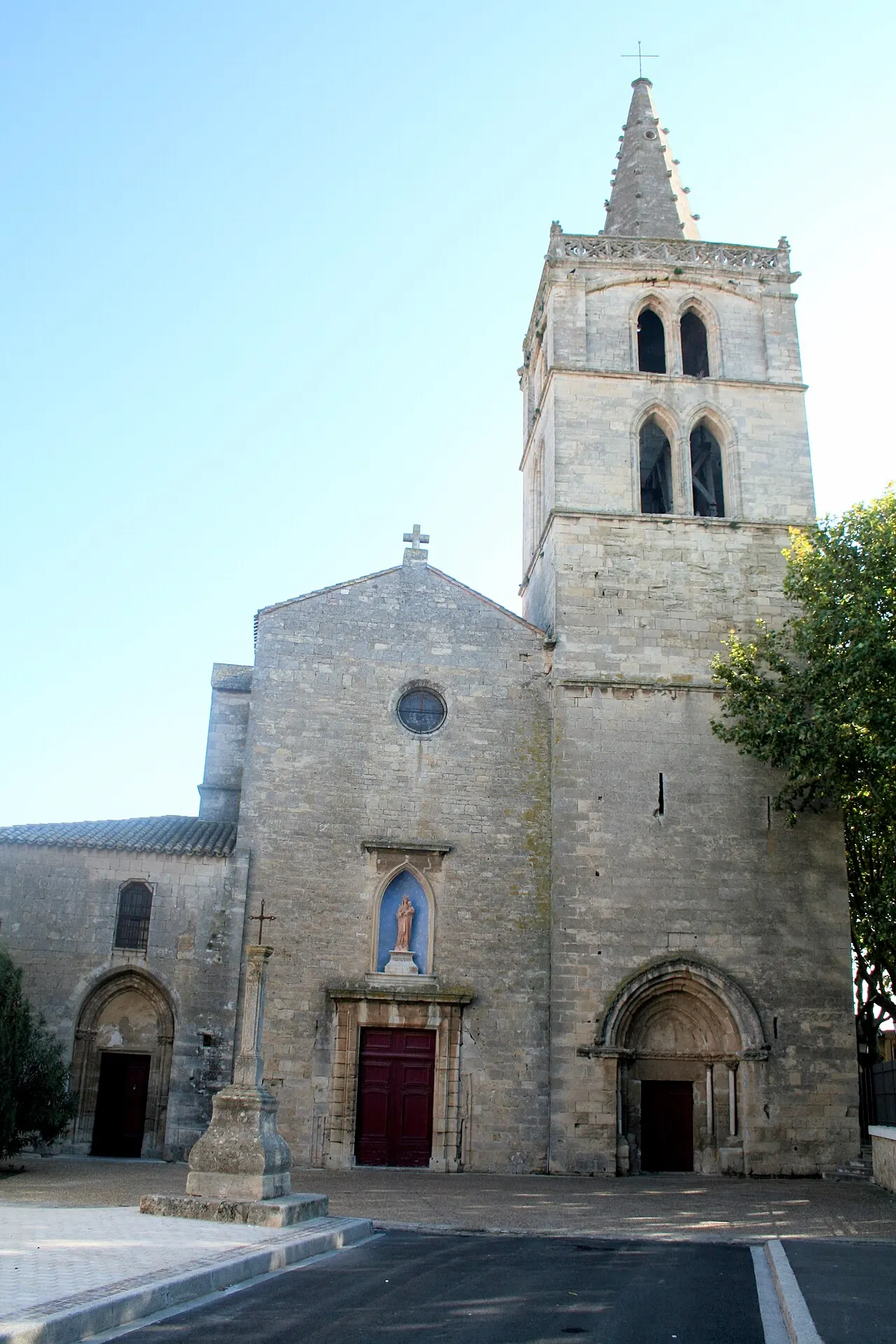 Sérignan (Hérault) - Collégiale Notre-Dame de Grâce.