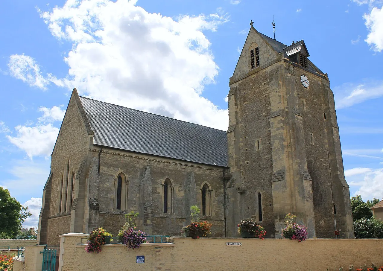Eglise Saint Vigor du XIIIème siècle à Soliers (Calvados)