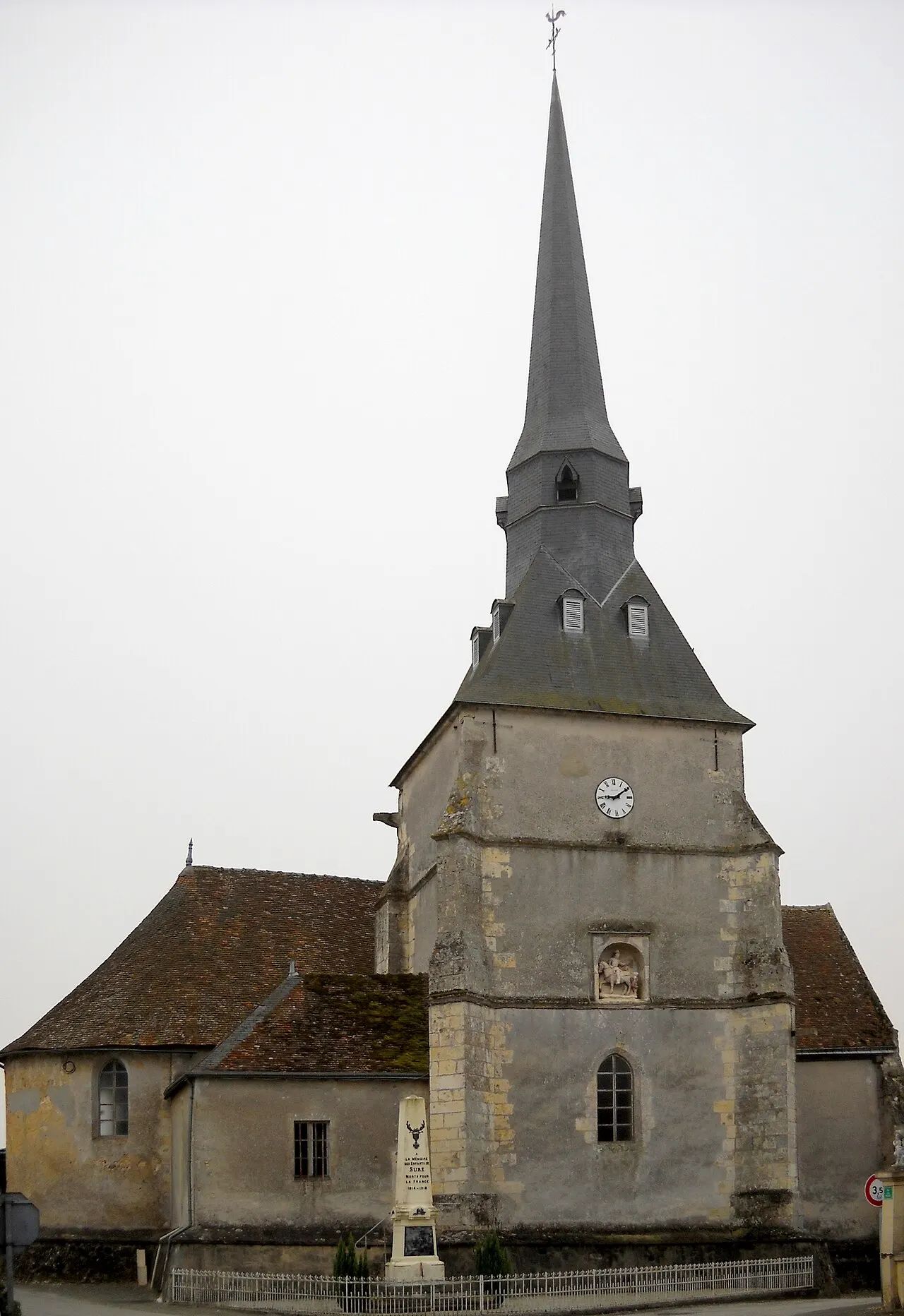 L'église de Suré, Orne, France.