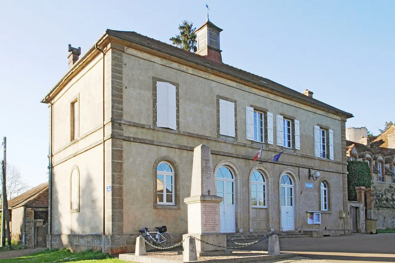 Mairie de Thoste