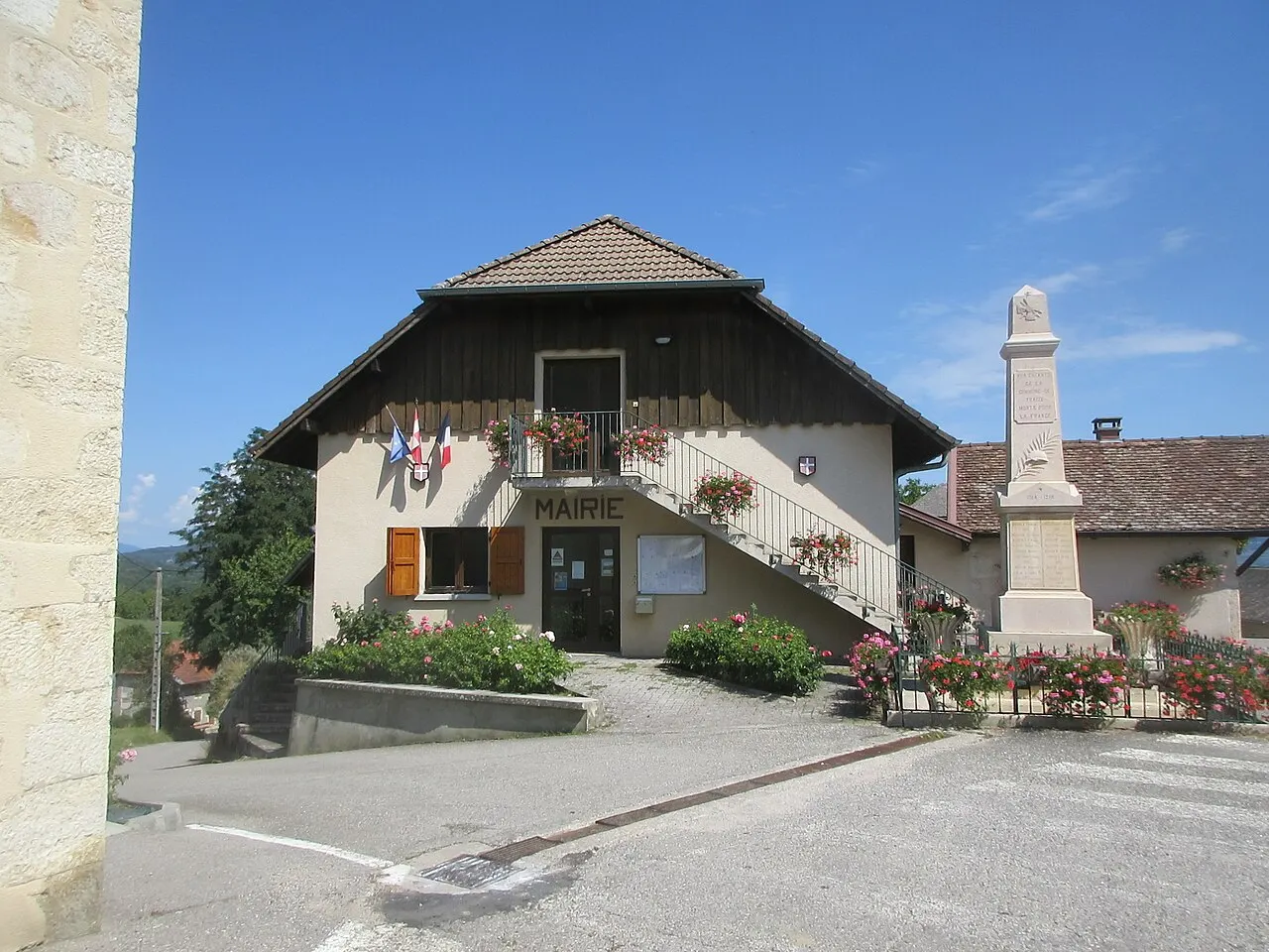 Mairie de Traize.