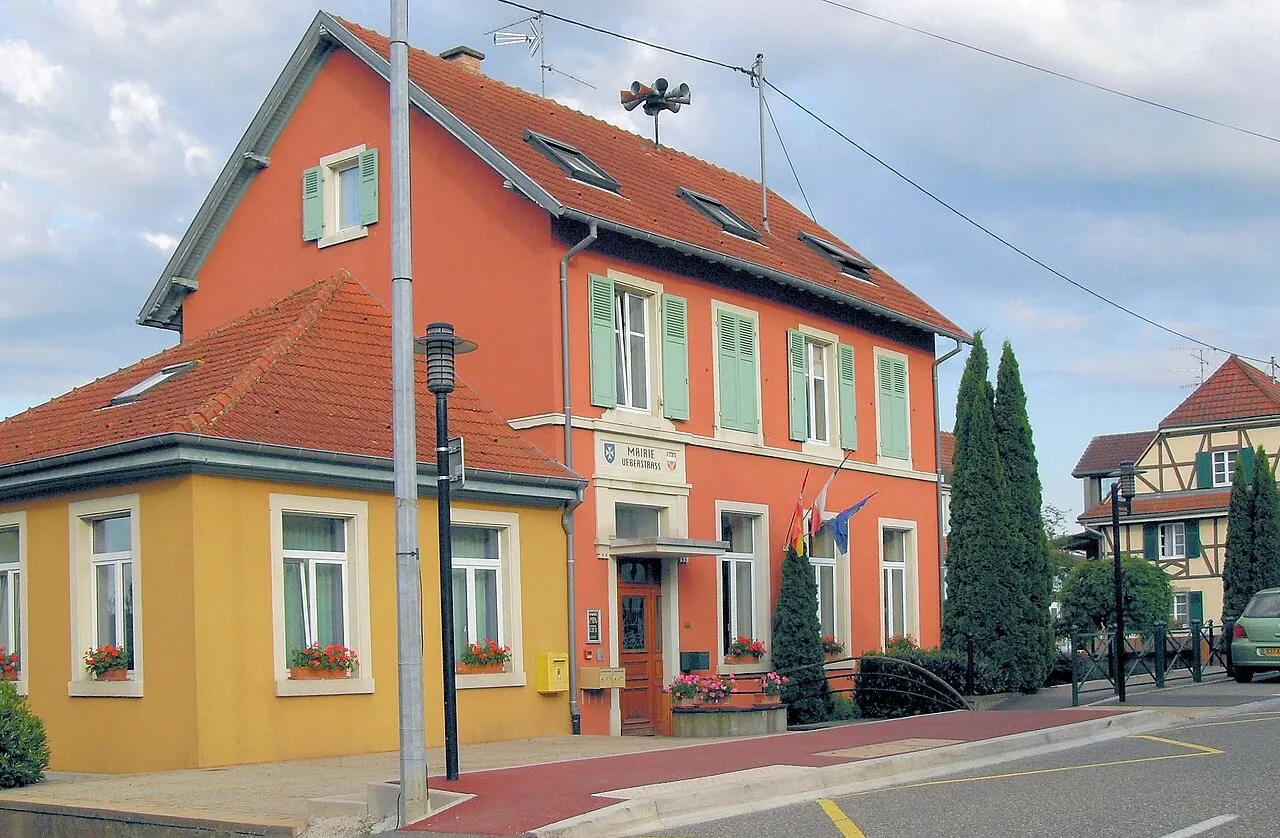 La mairie et l'ancienne école d'Ueberstrass