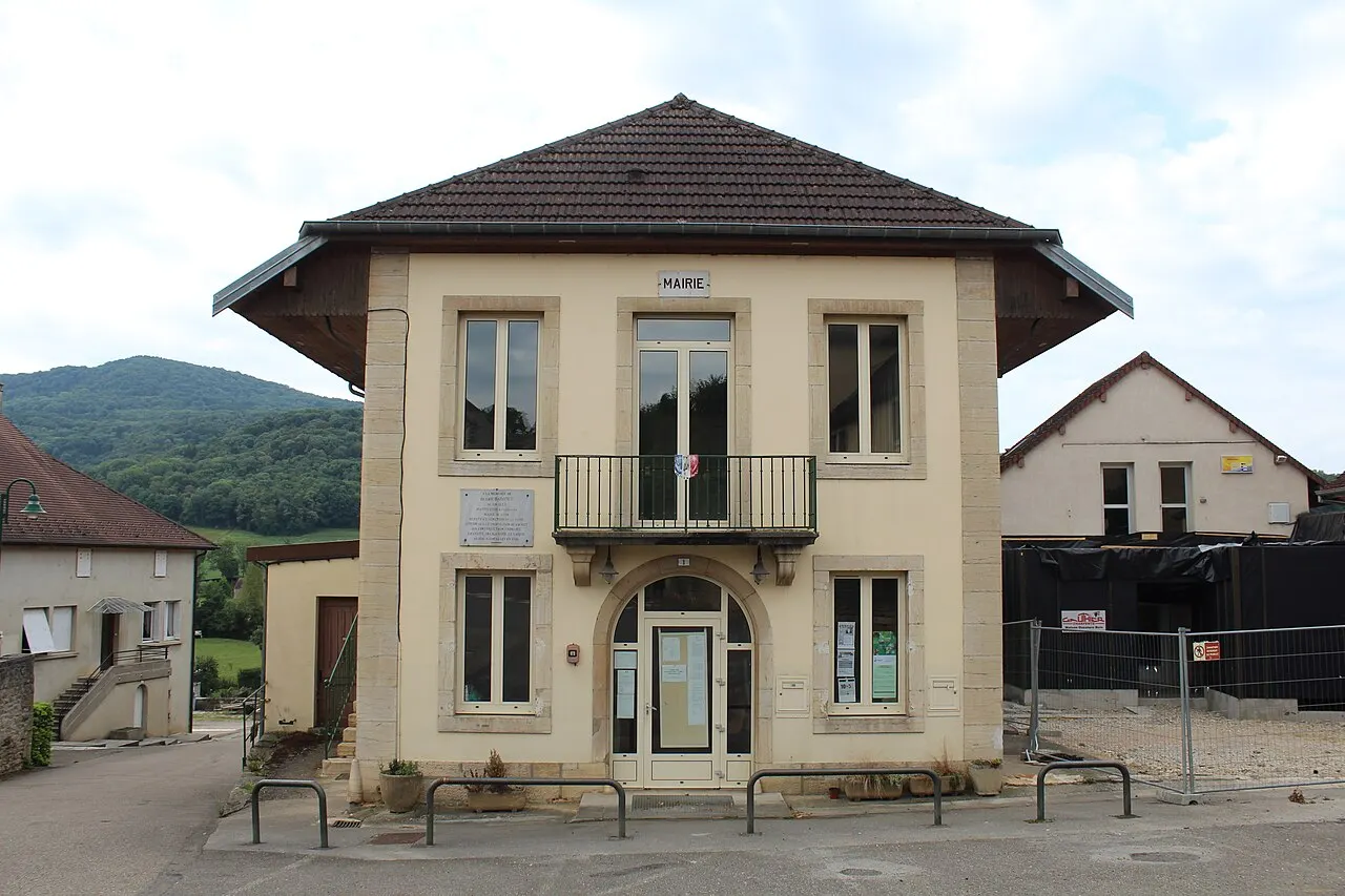 Mairie de Vincelles, Val-Sonnette.